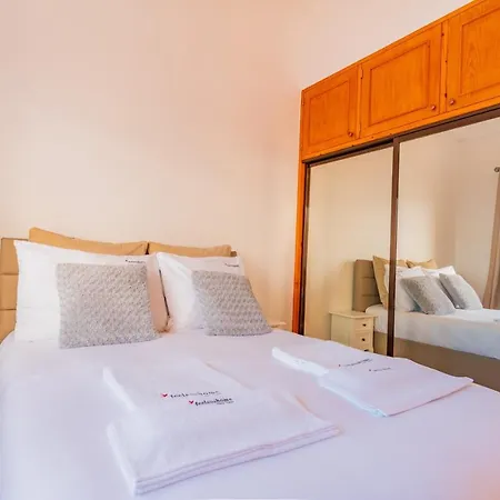 Flh Ocean View With Pool شقة