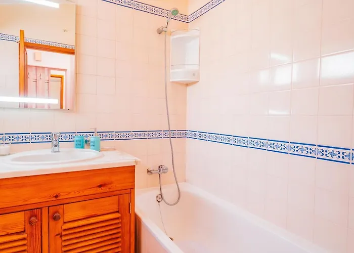 Flh Ocean View With Pool * Funchal (Madeira)